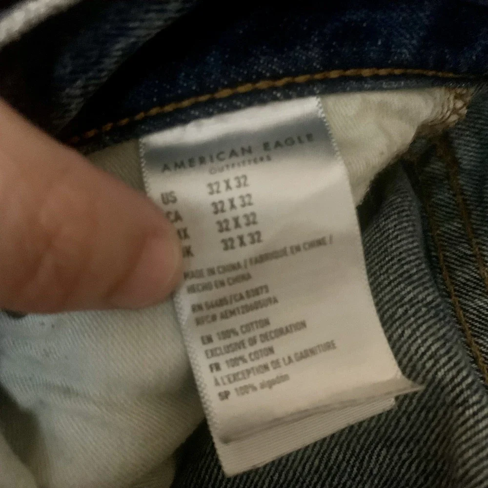 American Eagle Mens Jeans 32x32 Relaxed Fit Medium Wash Denim‎ Cotton